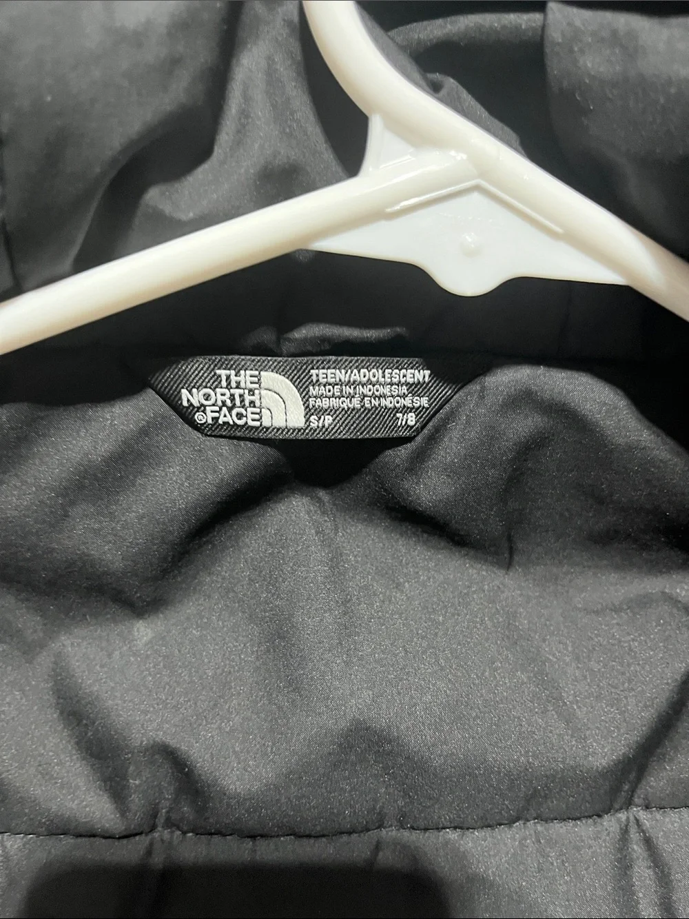 The North Face Black Hooded Kids Jacket S 7-8 light puffer